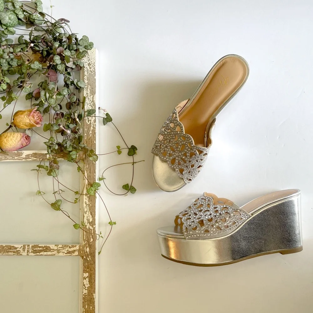 Thalia Sodi Silver Wedge with Pearls